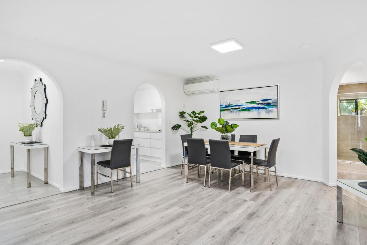 Coco Bella Retreat In Central Surfers - Sleeps 6-8 Gold Coast Eksteriør bilde