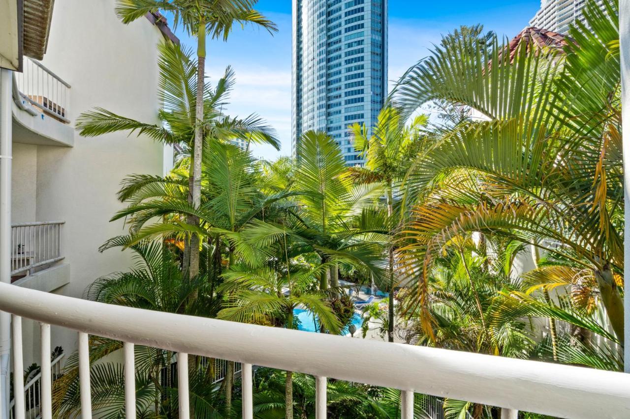 Coco Bella Retreat In Central Surfers - Sleeps 6-8 Gold Coast Eksteriør bilde